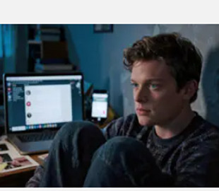 Зловмисники шантажують підлітків після використання додатків для знайомств