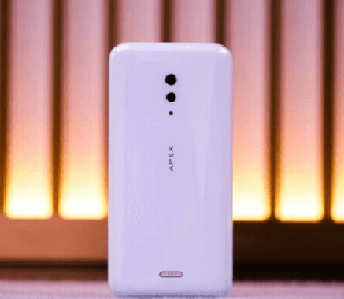 Смартфон без порта зарядки уже реальность?