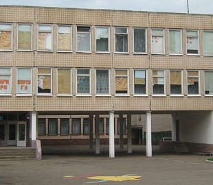 У місті на Дніпропетровщині телефонні мінери не випускають учнів з дому до шкіл