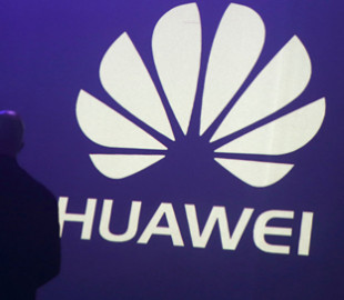 США решили отложить на 90 дней введение санкций против Huawei