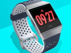 Fitbit представила смарт-часы Ionic: Adidas