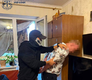 Двох киян підозрюють у державній зраді через верифікацію Starlink для військових рф