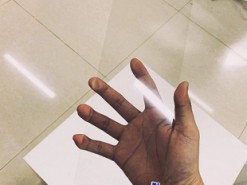 Опубликованы фотографии защитного стекла для Sony Xperia 20