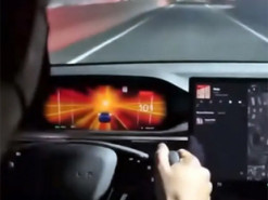 Tesla Model S Plaid розігналася від 0 до 282 км/год за 17 секунд