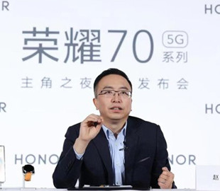 Главе Honor пришлось объясняться за большой объем памяти в Honor 70