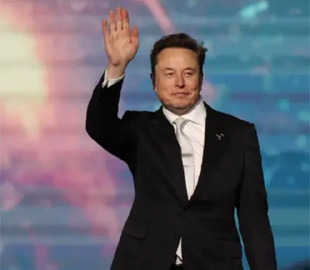 Tesla знову відклала презентацію робота Optimus V3