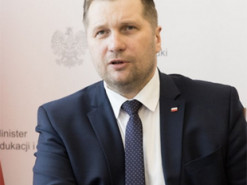 Польські школи готові з вересня прийняти 200-300 тисяч дітей з України