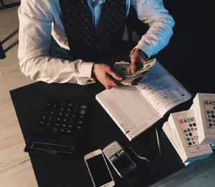 Астрологи назвали знаки Зодіаку, які незабаром розбагатіють