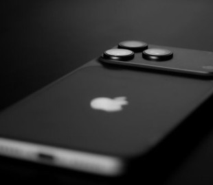 Нові iPhone не отримають усі можливості Siri AI: у чому причина