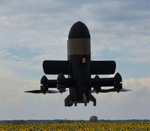 Розробники показали дрон-перехоплювач у дії та похвалилися новою версією, - Reuters