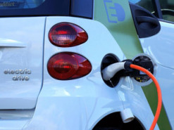 Китай стал крупнейшим производителем электромобилей в 2021 году