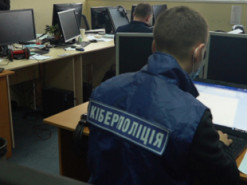 Кіберполіція торік затримала 13 педофілів