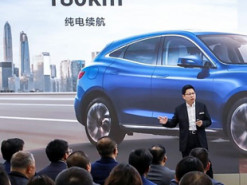 Від телефонів до автомобілів. Як Huawei і інші китайські компанії вриваються в автоіндустрію