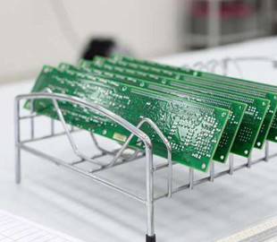 Кремній може стати ідеальним теплоізолятором для квантових чипів