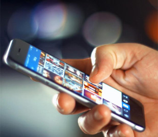 Названо 13 найгірших смартфонів в історії: у списку опинився торішній iPhone