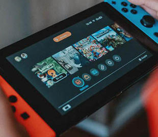 Названы самые продаваемые игровые приставки 2020 года