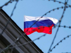 Посли ЄС сьогодні мають узгодити санкції щодо SWIFT стосовно Росії та великий пакет санкцій проти Білорусі