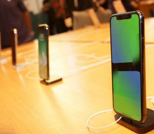 iPhone X против Galaxy S9+: кто заряжается быстрее?