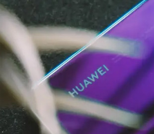 Відому китайську компанію вкотре звинувачують у спробі вкрасти технології чипів