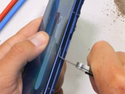 Galaxy Fold 7 пройшов жорсткий тест JerryRigEverything