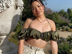 Девушка уволилась с работы ради TikTok: она зарабатывает 135 тысяч долларов в год