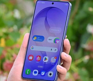 У Galaxy S26 Ultra та S23 знову фіксують проблему з зеленими лініями на екрані