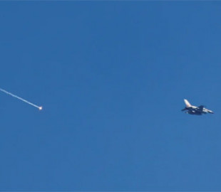 Після дрона на британській базі. Туреччина обмірковує розміщення F-16 на Кіпрі — Reuters