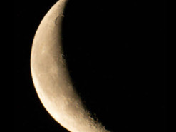 Полет на Луну откладывается: почему NASA перенесло запуск мощнейшей ракеты в мире