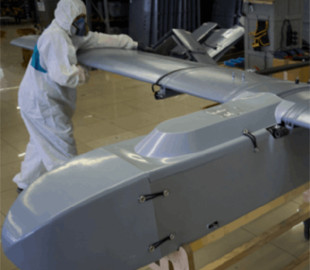 Оновлений український дрон FP-1 із дальністю до 2 700 км представили на Eurosatory 2026