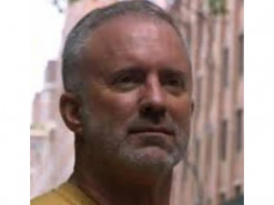 Збитки $16,6 мільярда: історія американця, чий образ став інструментом для романтичних шахраїв