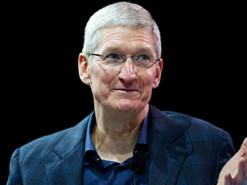 Стало известно, сколько зарабатывают руководители Apple