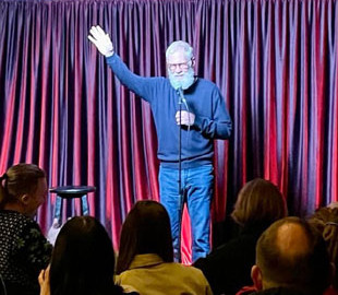 Відомий телеведучий Девід Леттерман відвідав Київ та побажав українцям перемоги у війні