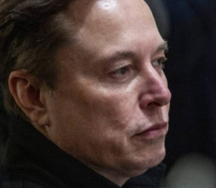 Ілон Маск про майбутнє з роботами Tesla: усунення бідності та високий дохід