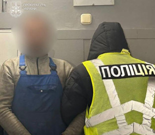 Киянин підпалив відділення «Укрпошти», вважаючи, що виконує завдання СБУ