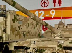 Китай представить модернізований танк VT-4 з вдосконаленим захистом від безпілотників