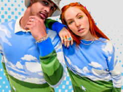 Ностальгія від Microsoft: компанія випустила різдвяний светр зі шпалерами Windows XP