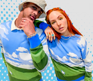 Ностальгія від Microsoft: компанія випустила різдвяний светр зі шпалерами Windows XP