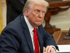 Трамп утретє продовжує термін продажу TikTok у США