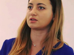 Прокуратура скасувала перекваліфікацію справи щодо нападу на журналістку Альону Березу