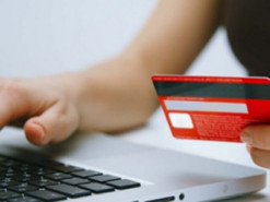 Продавала вишиванку, а втратила заощадження: тернополянка «подарувала» шахраям понад 52 тисячі гривень