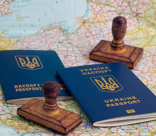 Срок действия COVID-сертификата для украинцев назвали в ЦОЗ