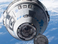 Новый космический корабль Starliner компании Boeing успешно вернулся с МКС на Землю