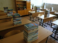 Маски, онлайн та офлайн: Шкарлет розповів про роботу шкіл з 1 вересня