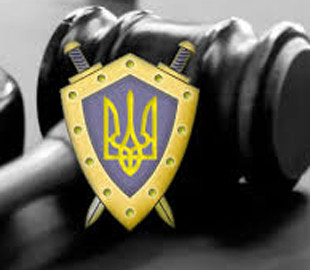 За розбещення дітей та розповсюдження порно чоловіка засуджено на Прикарпатті