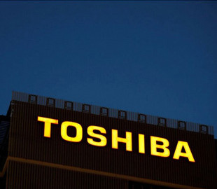 Toshiba рассматривает возможность разделения на три компании