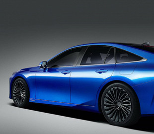 Toyota будет переходить на электромобили максимально медленно