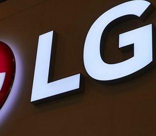 LG намекнула в тизере на презентацию на MWC 2019 смартфона с управлением без касания экрана