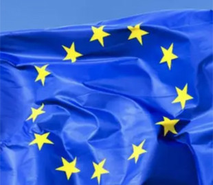 ЄС готує стратегію розвитку ШІ у протидії КНР, також Брюссель "готовий" до нового регулювання технологій