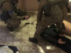 В Киеве поймали диверсантов, которые снимали блокпосты на камеру