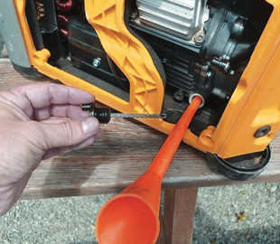 Як обслуговувати генератор, якщо він використовується рідко